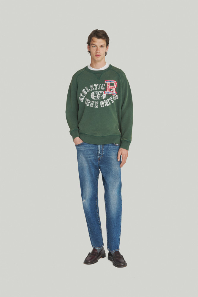 CREWNECK SWEATSHIRT WITH ATHLETIC CLUB PRINT