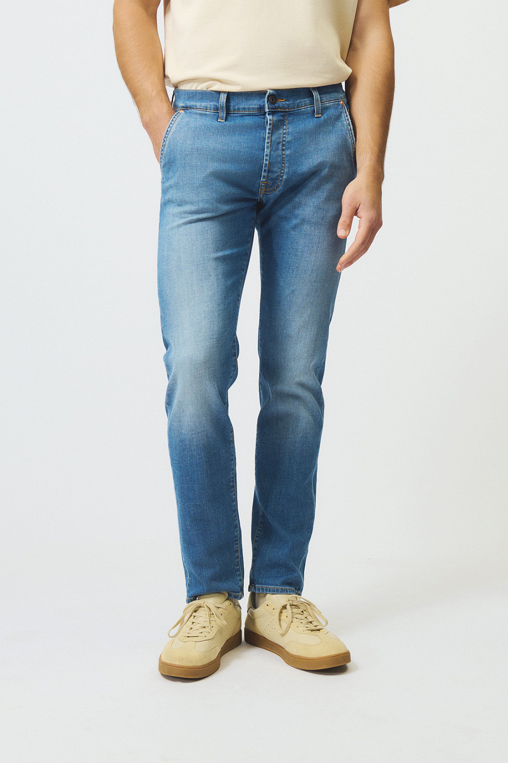 ROY ROGERS: NEW ELIAS APRIL JEANS
