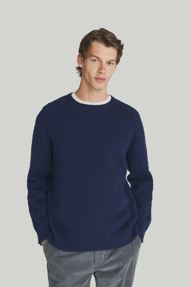 CREWNECK SWEATER IN SHETLAND WOOL