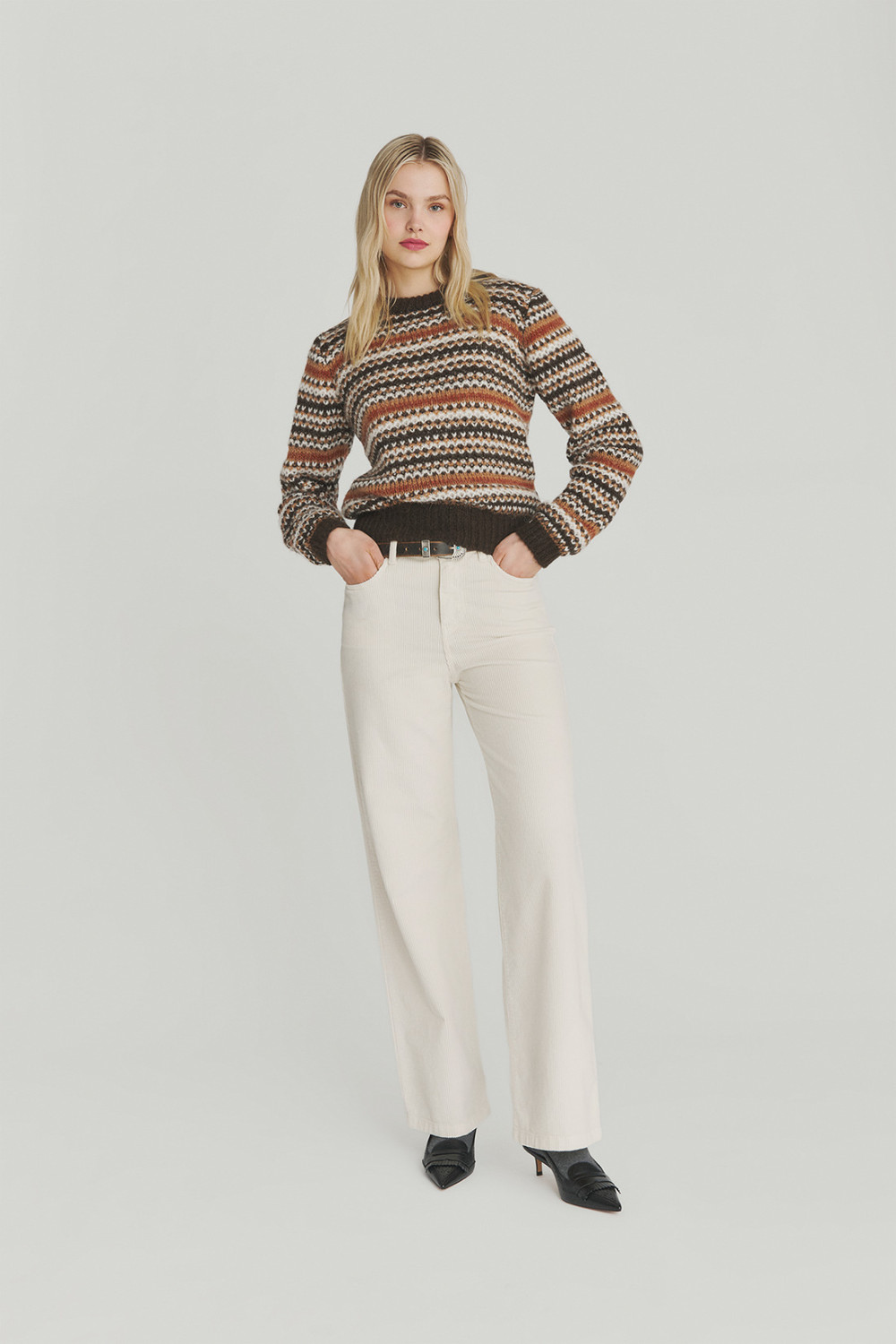 ROY ROGERS: PULLOVER TRIBAL YARNS