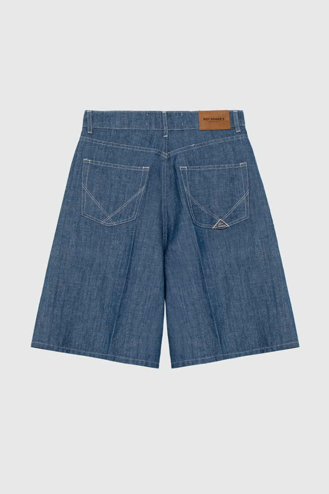 BILLY BERMUDA SHORTS IN CHAMBRAY RINSE