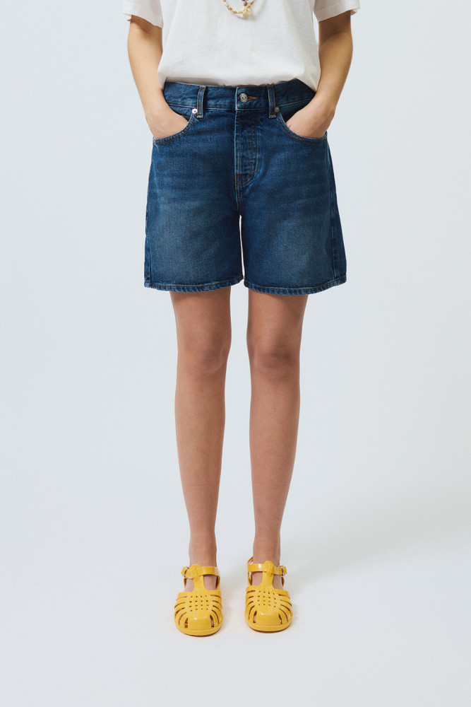 NEW OSKAR GALAPAGOS BERMUDA SHORTS 