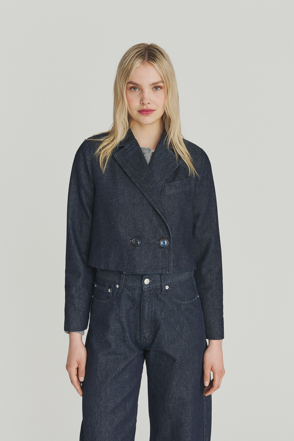 ROY ROGERS: CROPPED BLAZER IN RINSE DENIM
