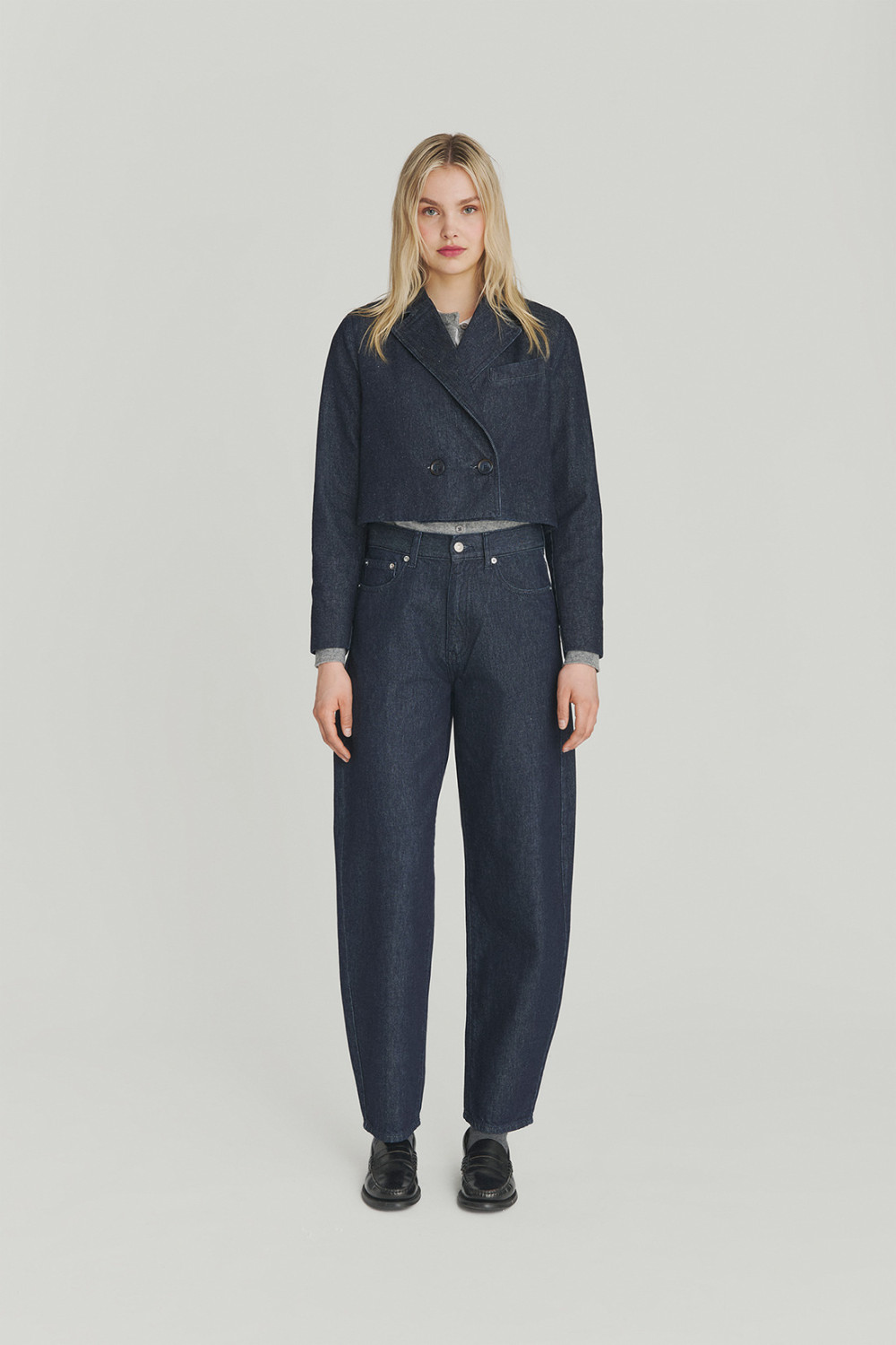 ROY ROGERS: CROPPED BLAZER IN RINSE DENIM