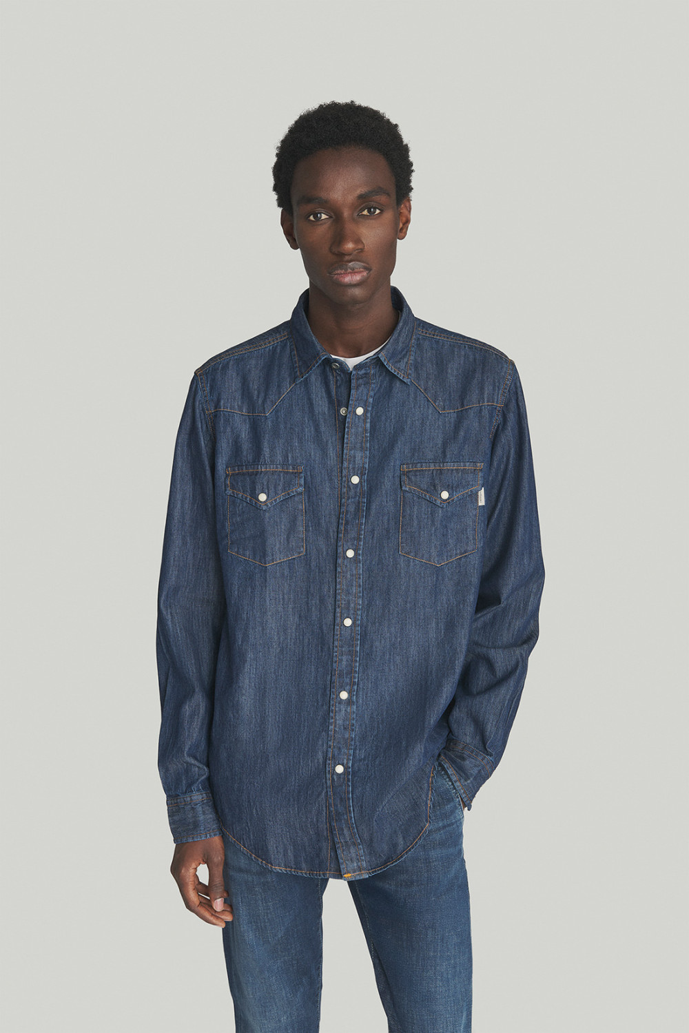 ROY ROGERS: MARTIN SHIRT IN DARK WASH DENIM