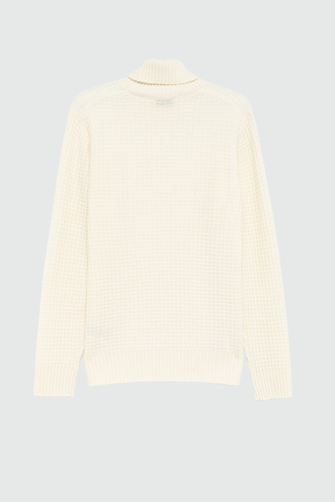 WAFFLE TURTLENECK SWEATER IN MERINO WOOL