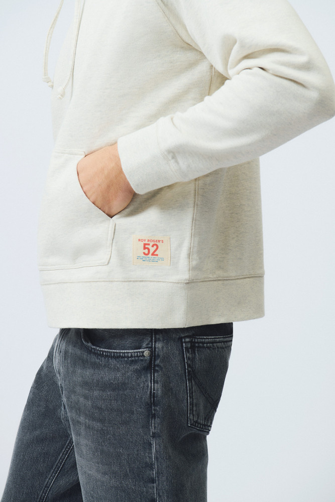 FELPA CON CAPPUCCIO NO BRUSHED