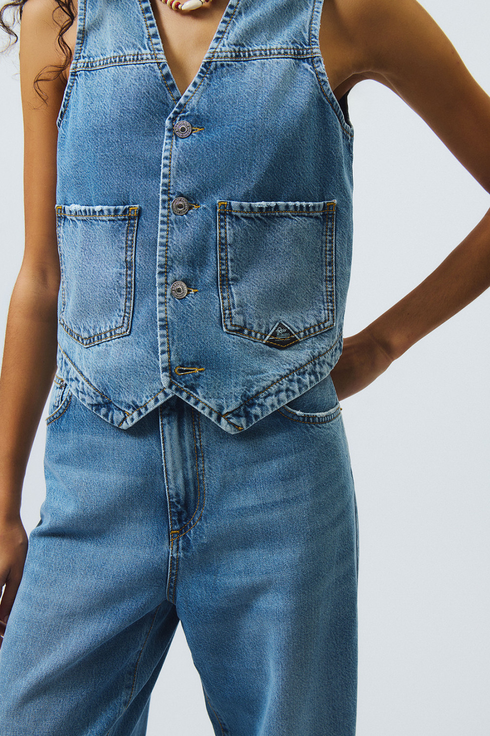 ROY ROGERS: GILET IN DENIM OCEAN
