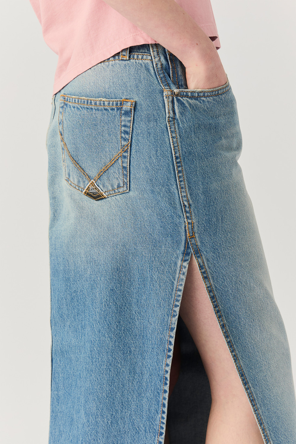ROY ROGERS: SPLIT SKIRT IN VINTAGE WASH DENIM