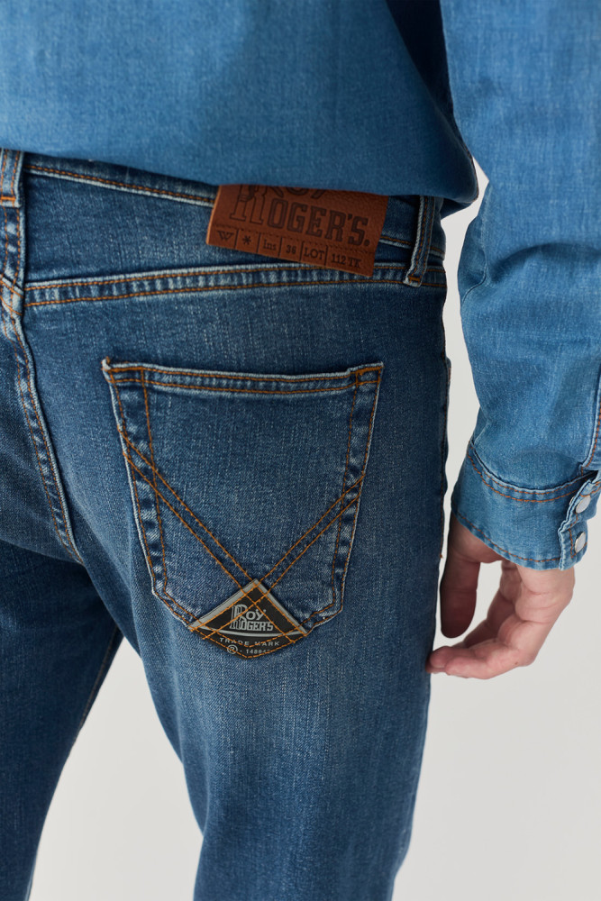 517 WASH 81 JEANS