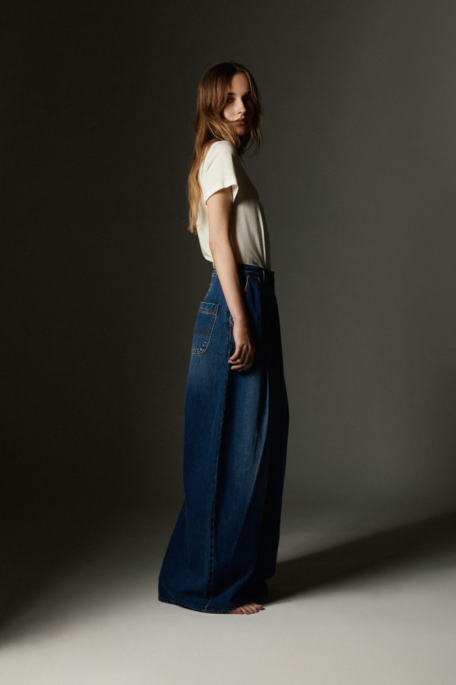 RUBY MID WASH JEANS