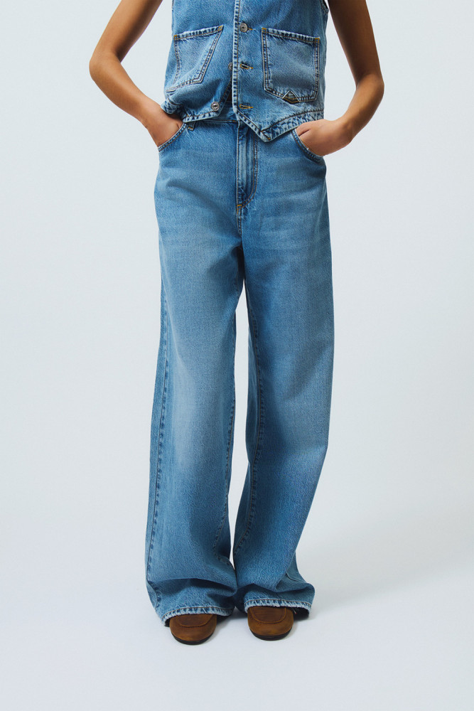 SUPER WIDE OCEAN JEANS