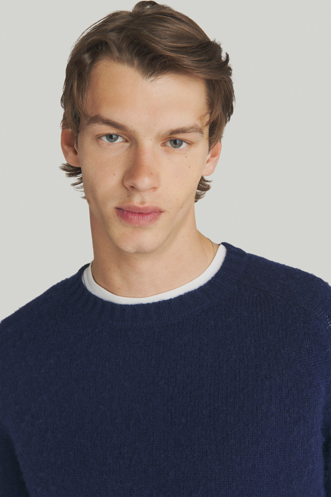 CREWNECK SWEATER IN SHETLAND WOOL