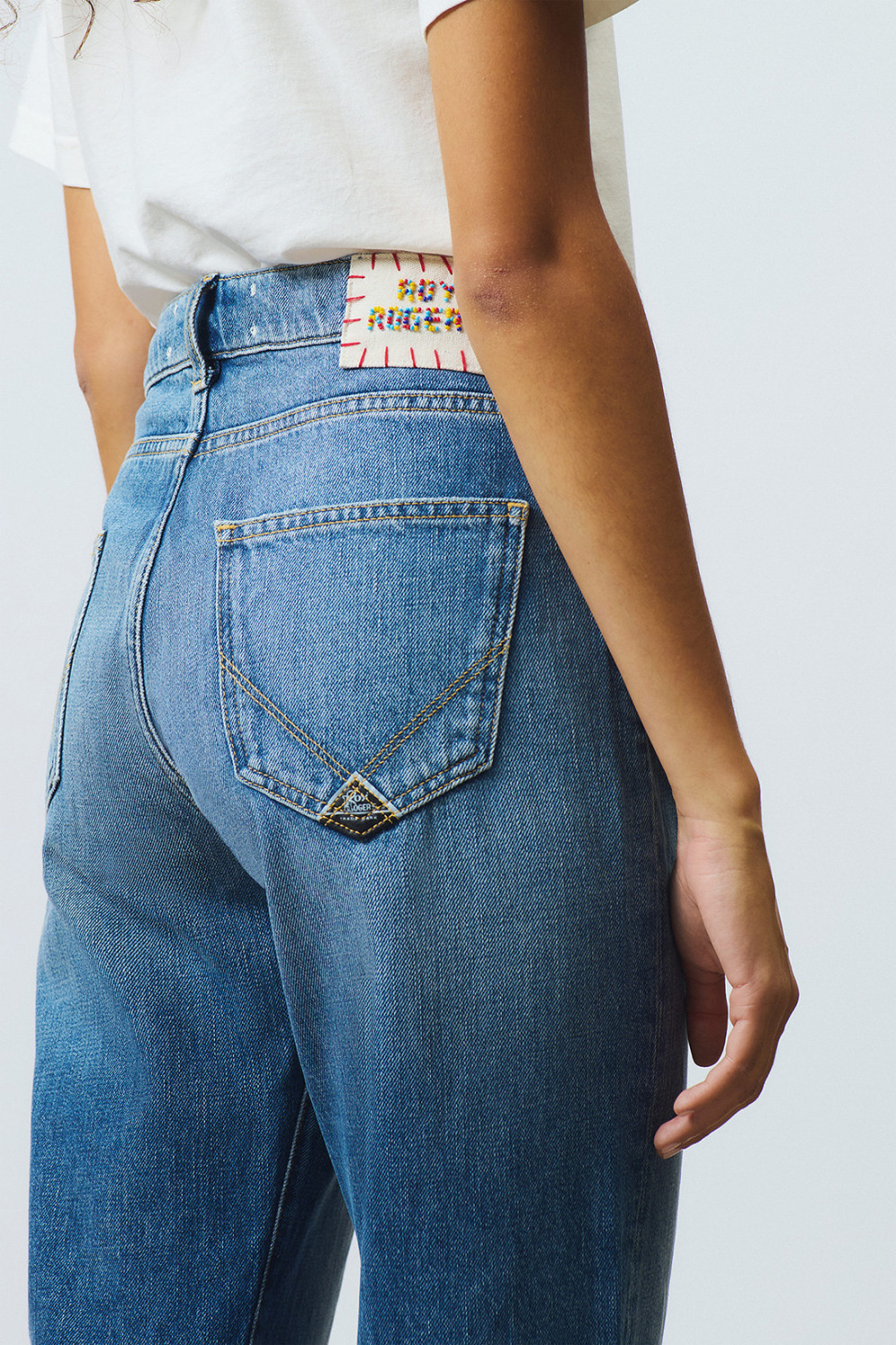 ROY ROGERS: OLD GLORY - NEW OSKAR CALA SALEDA JEANS