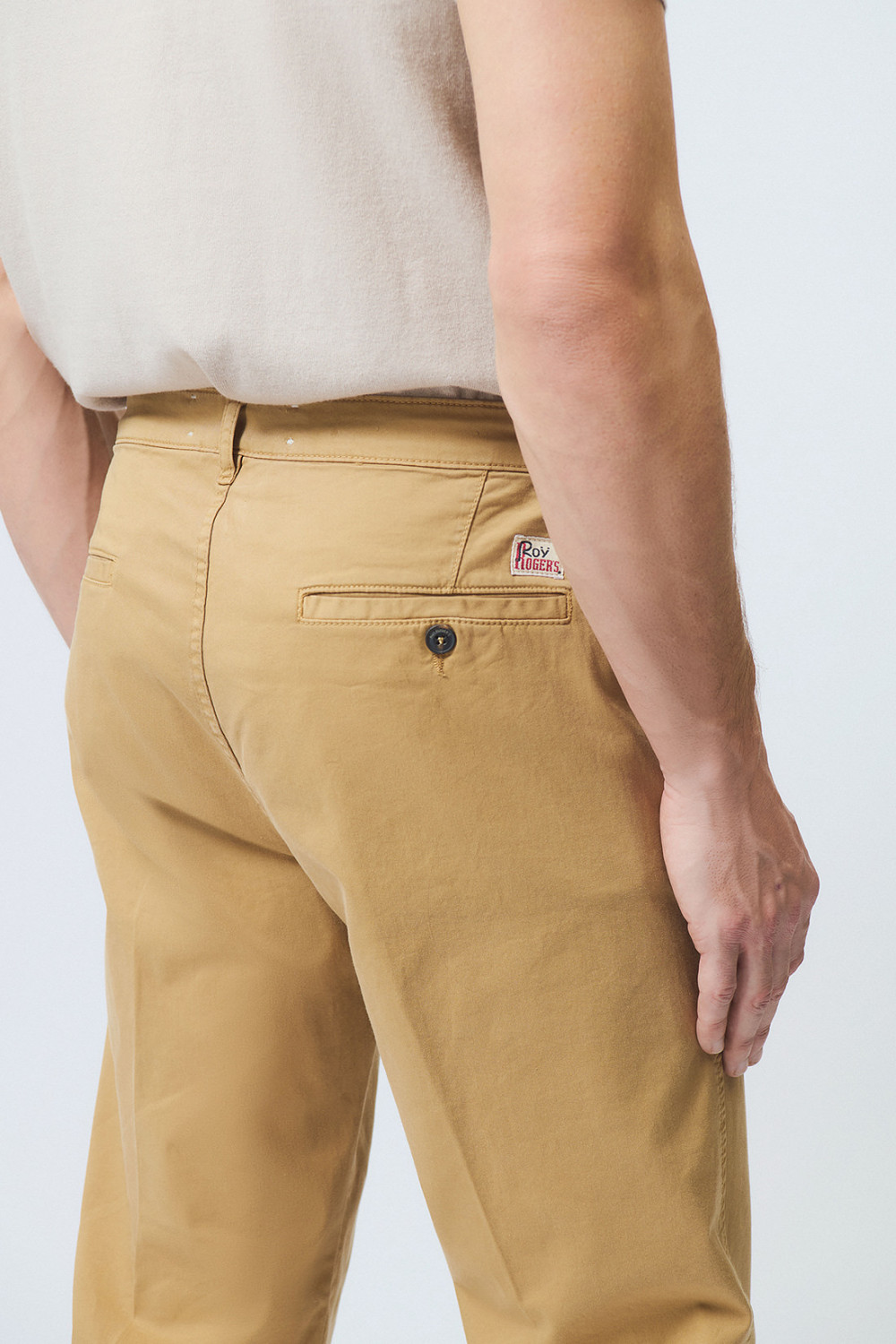 ROY ROGERS: NEW SMART CHINO PANTS 
