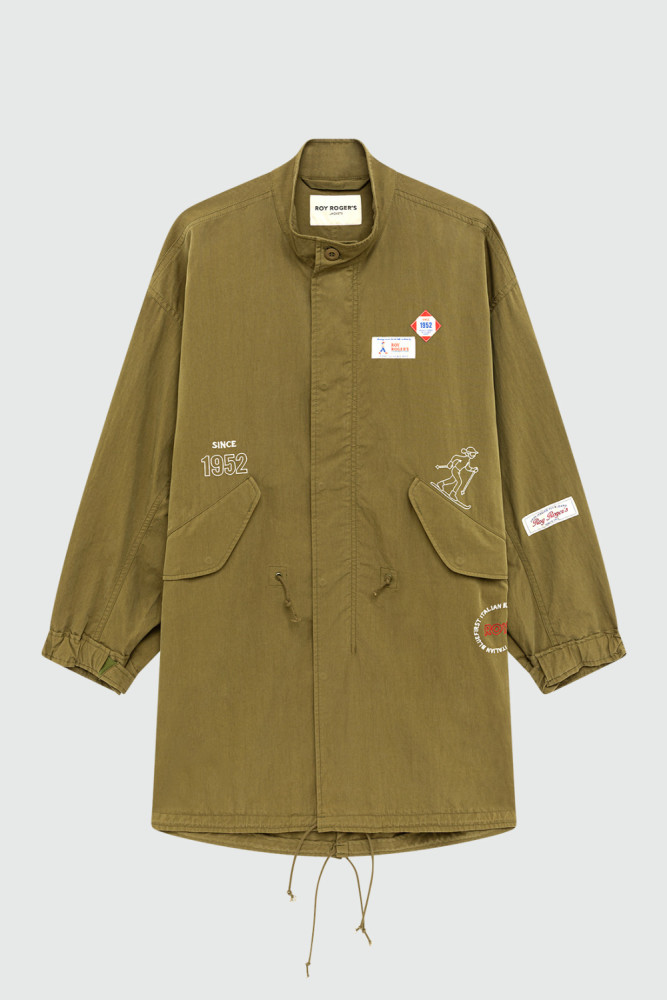 PARKA OVER CON PATCH E RICAMI