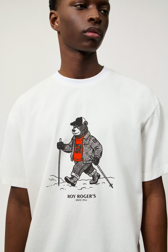 T-SHIRT WITH HIKING BEAR PRINT