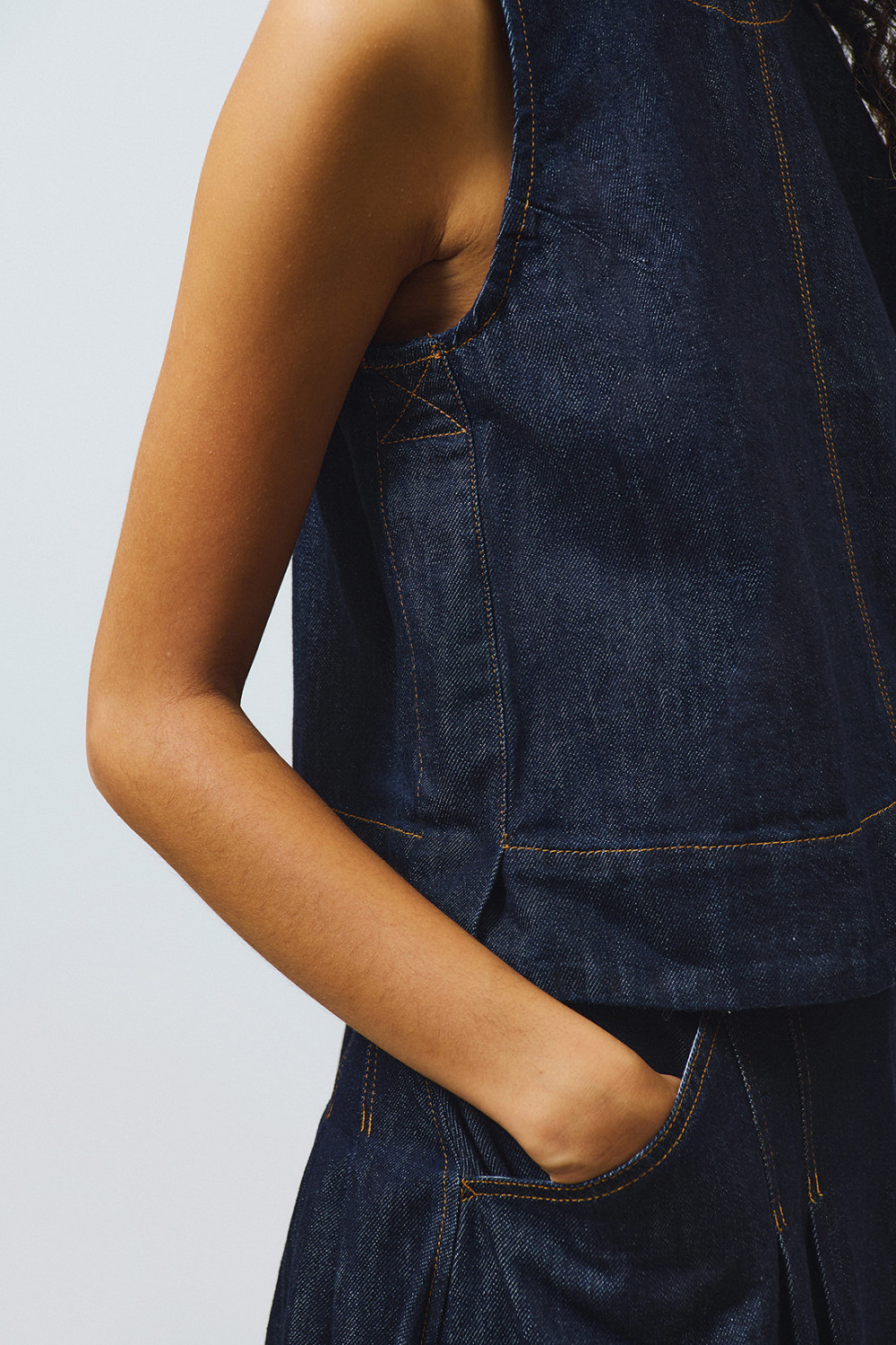 ROY ROGERS: LILI TOP IN LIGHT RINSE DENIM